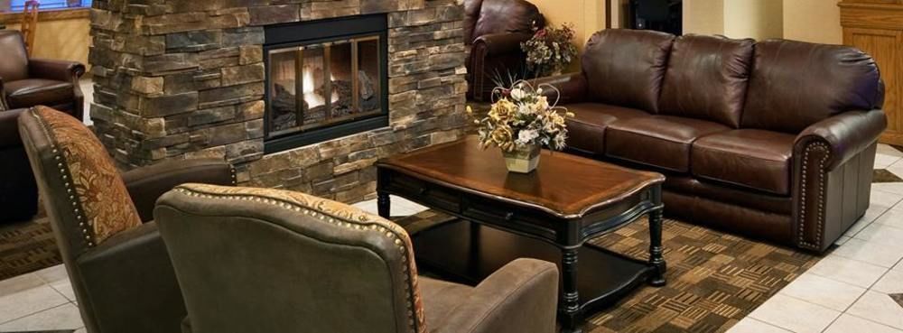 Endeavor Inn & Suites, Trademark Collection By Wyndham Topeka Bagian luar foto